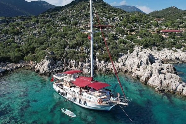 16 m Gulet · 3 Kabin · Kaş