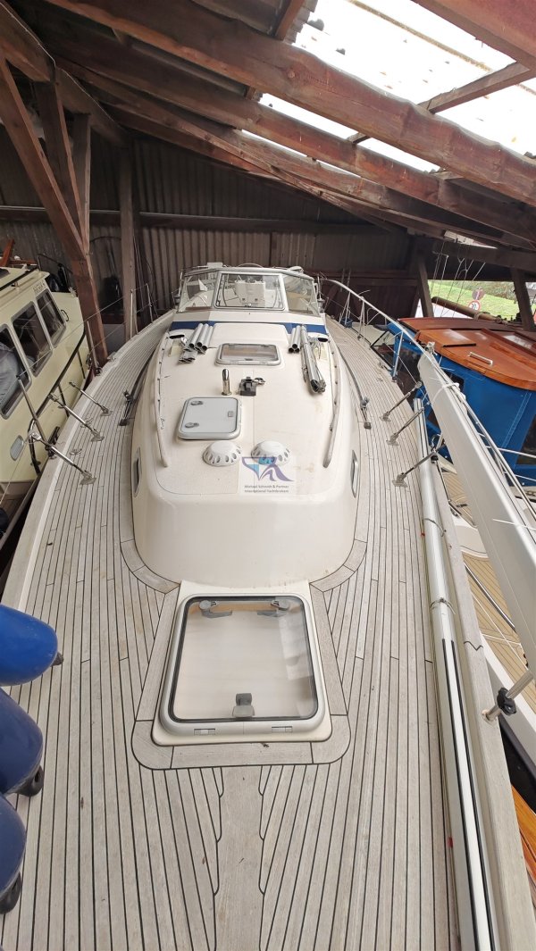 Hallberg-Rassy Hallberg Rassy 37 · 2006 · Hollanda