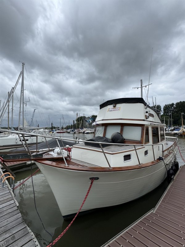 Chien Hwa Boat Single Cabin Trawler · 1981 · Almanya