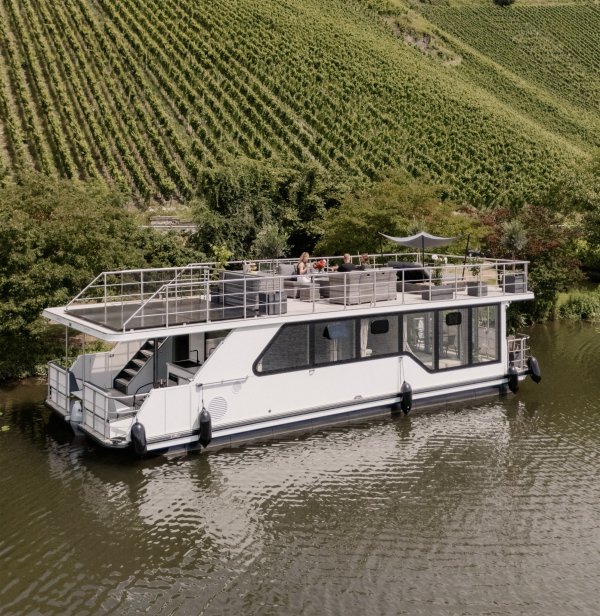 Manara 550 Pilot House · 2026 · İtalya