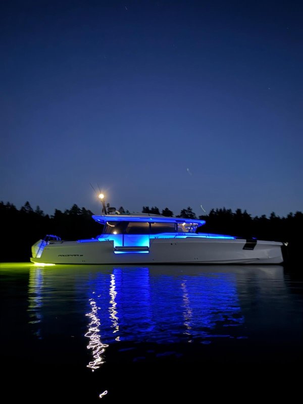 Axopar 45 Cross Cabin · 2025 · Almanya