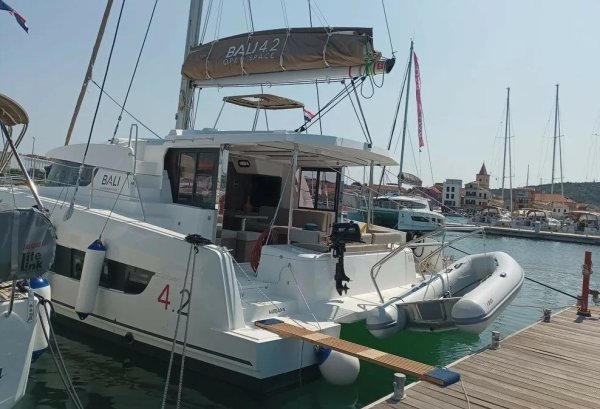 Catana Bali 4.2 · 2023 · Hırvatistan