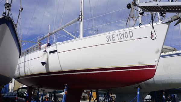Beneteau OCEANIS 331 · 2003 · İtalya