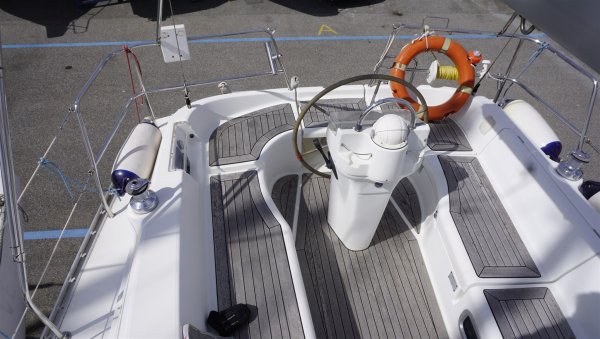 Beneteau OCEANIS 331 · 2003 · İtalya