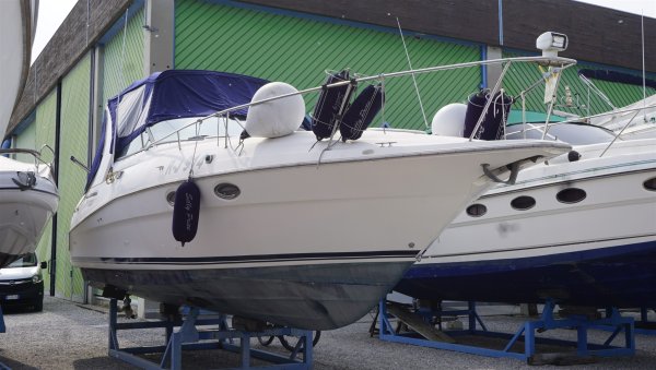 Cruisers Yachts Cruisers 3175 Rogue · 1998 · İtalya