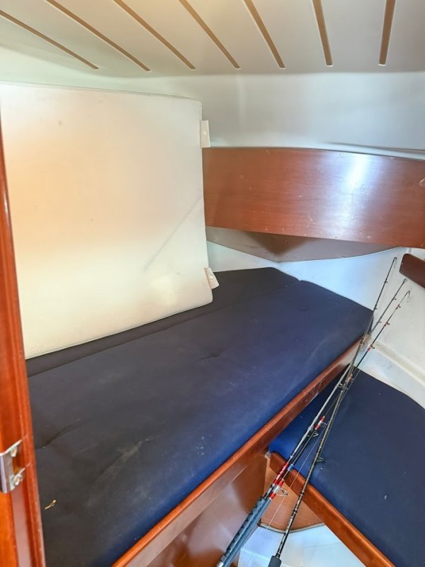Beneteau Antares 9 · 2004 · İspanya