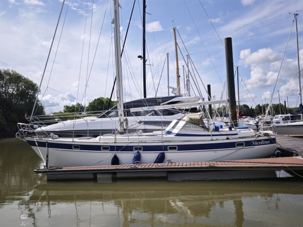 Hallberg-Rassy Hallberg Rassy 38 · 1980 · Almanya
